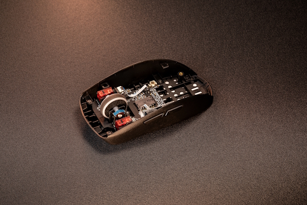 ROG_Strix_Impact_III_Wireless.PT22 Chuột gaming ASUS ROG Strix Impact III Wireless
