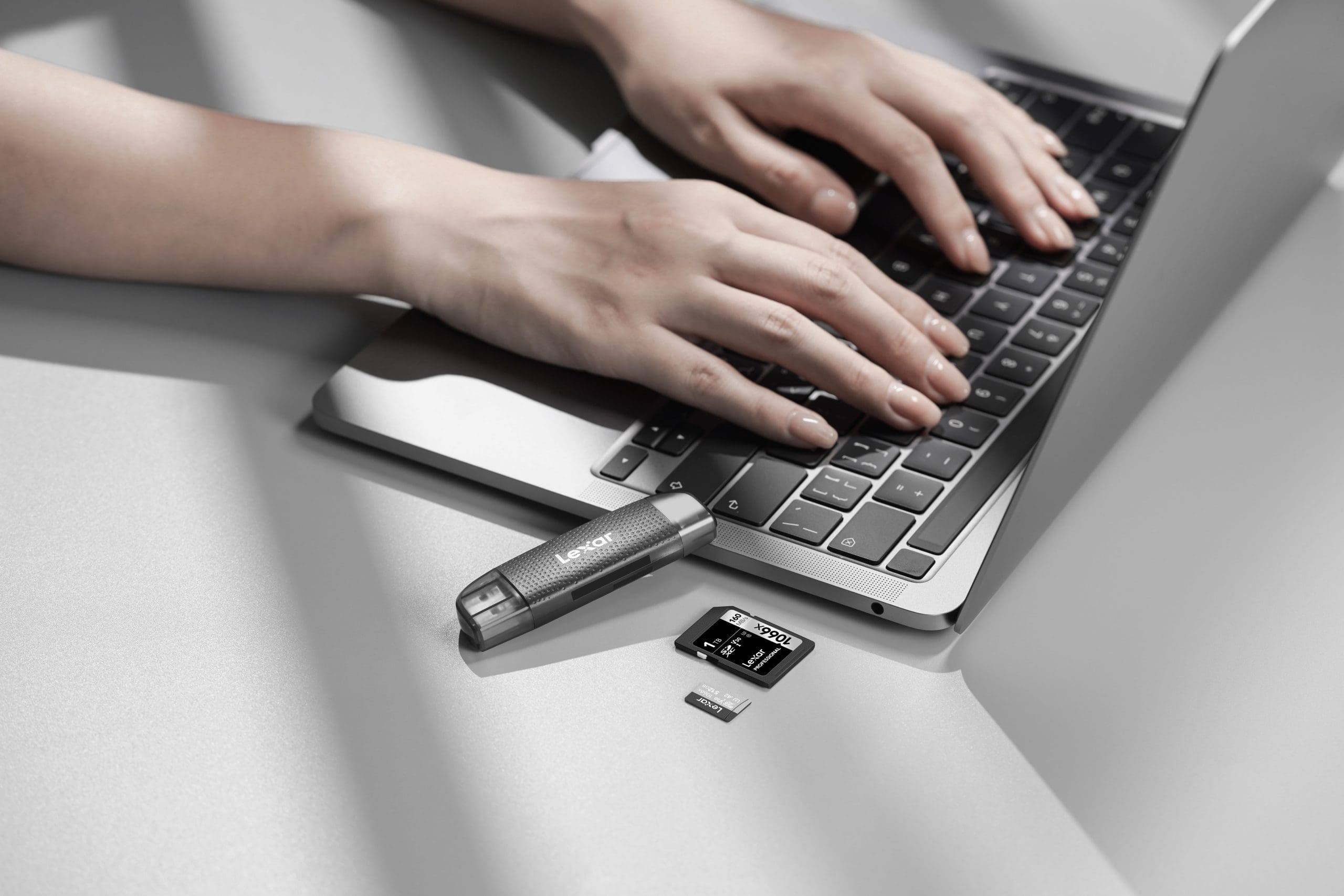 Lexar Flashdrive Rw310 Đầu Đọc Thẻ Nhớ SD Microsd Lexar RW310x Khe Kép USB A USB C Tốc Độ ...